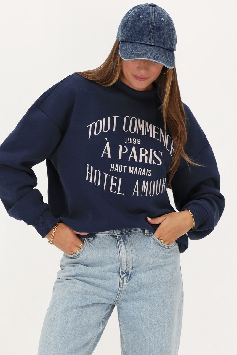 Donkerblauwe sweater "Hotel amour" Donkerblauw