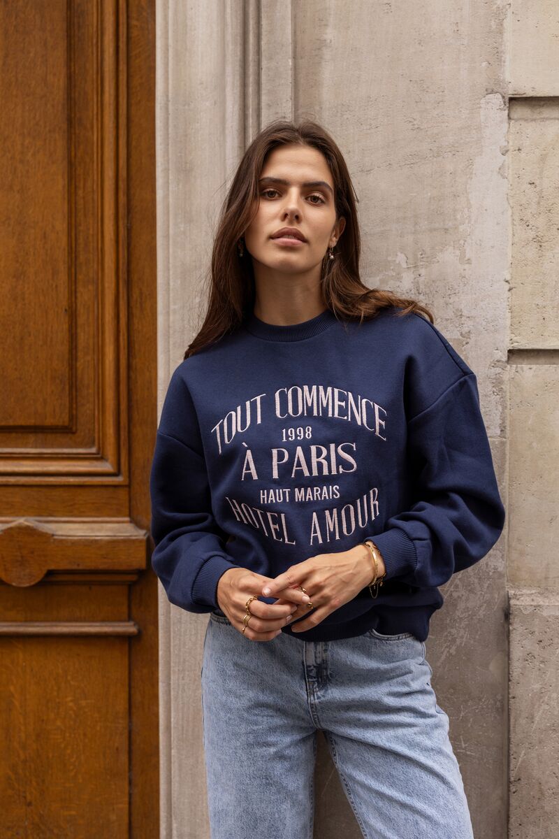 Donkerblauwe sweater "Hotel amour" Donkerblauw