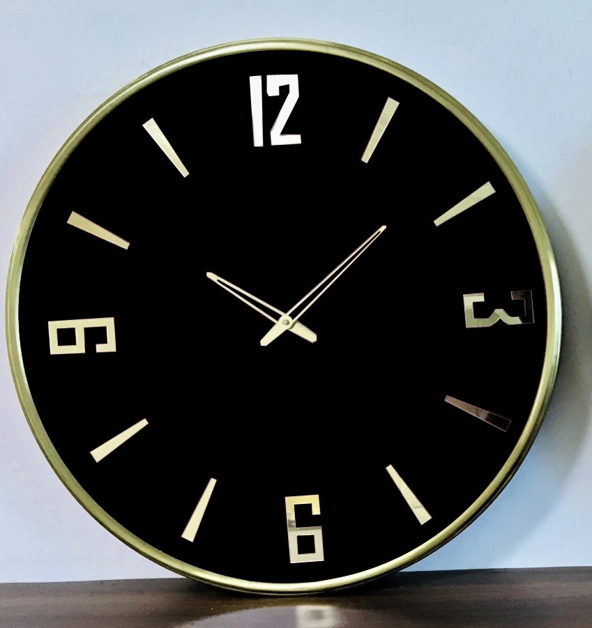 Gold Frame 4Digit Black Wallclock L 248030