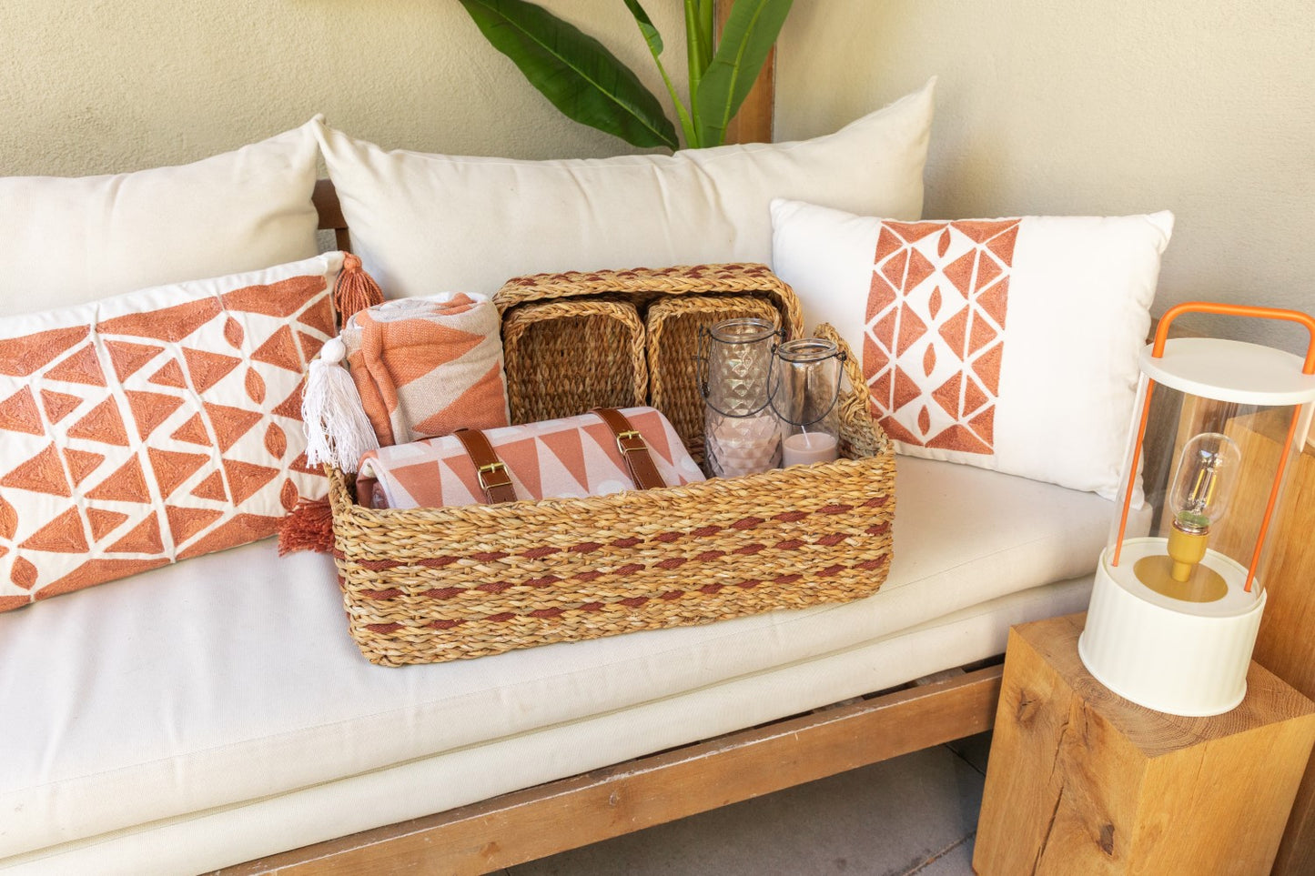 Lantaarn Freek LED off white