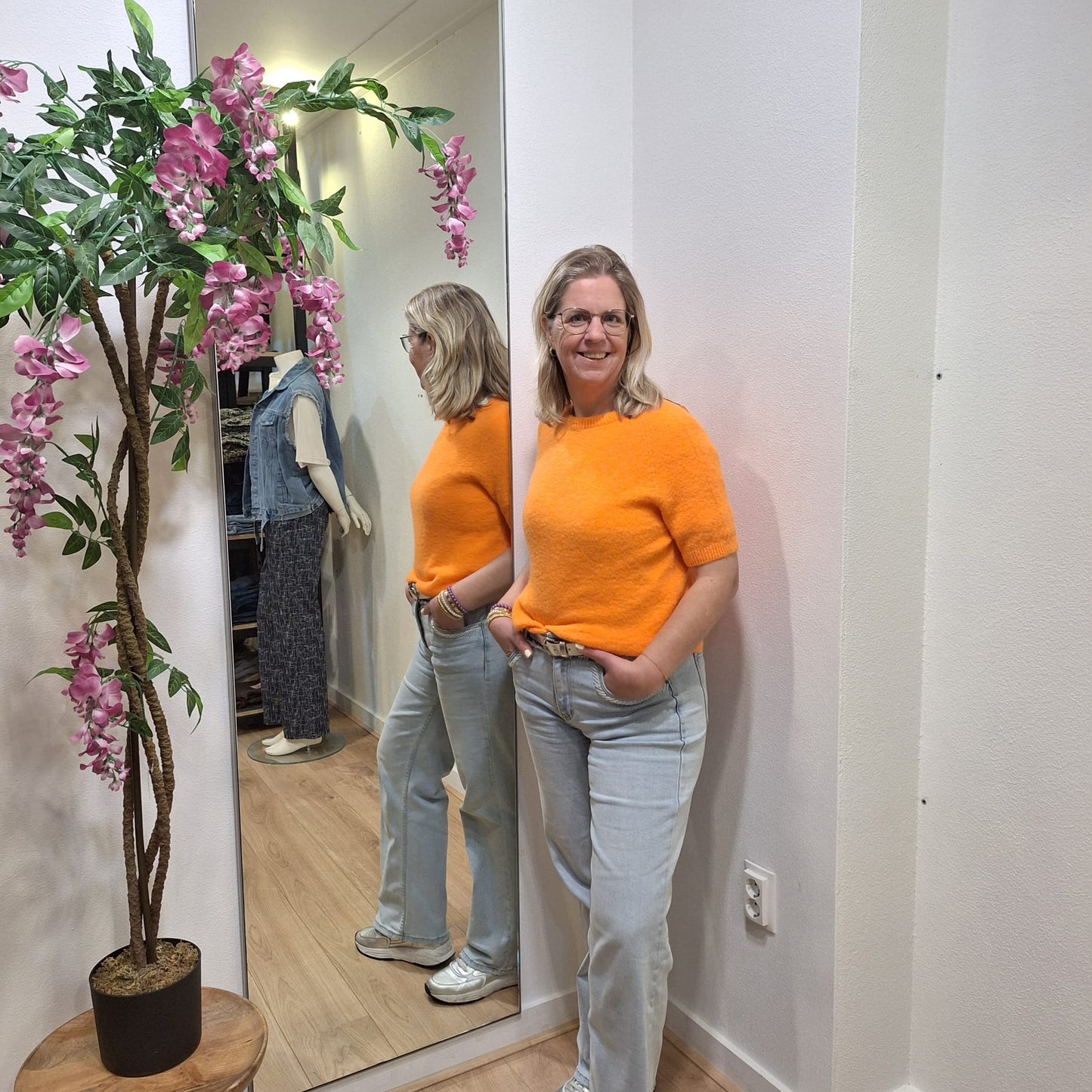 Truitje met alpaca wol fluor Neon oranje