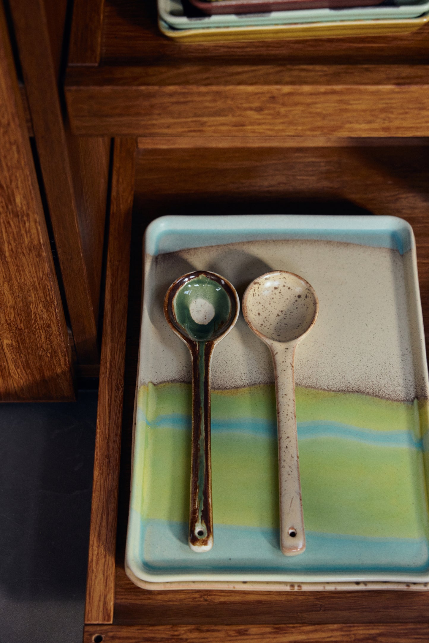 HKliving 70s ceramics: serving spoons Hills