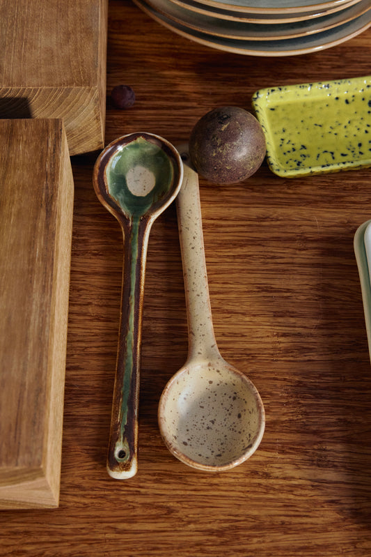 HKliving 70s ceramics: serving spoons Hills