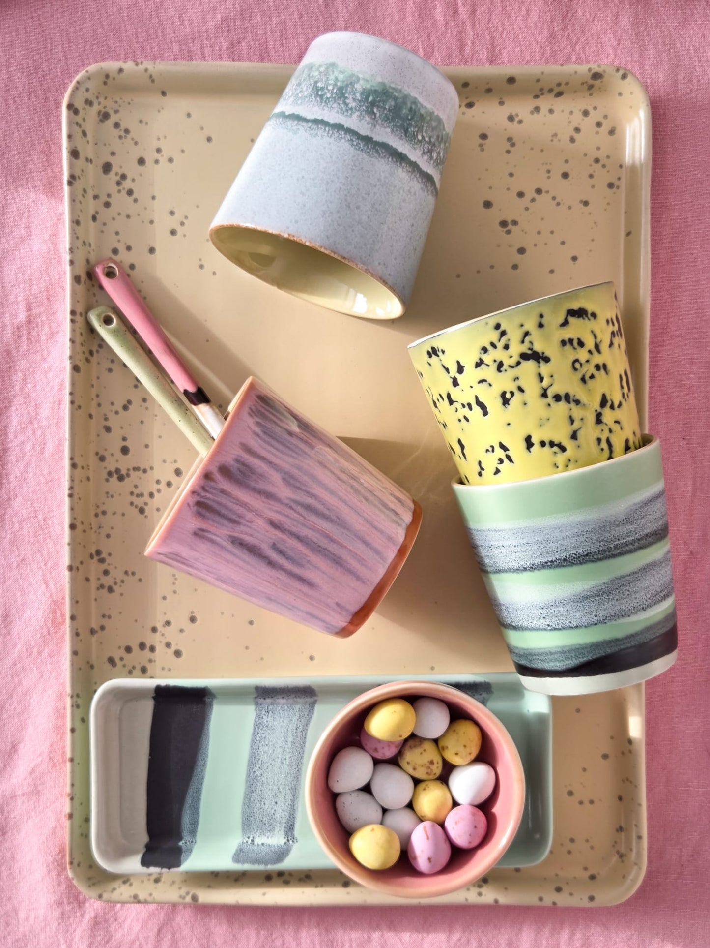 HKliving 70s ceramics: large tray, grit