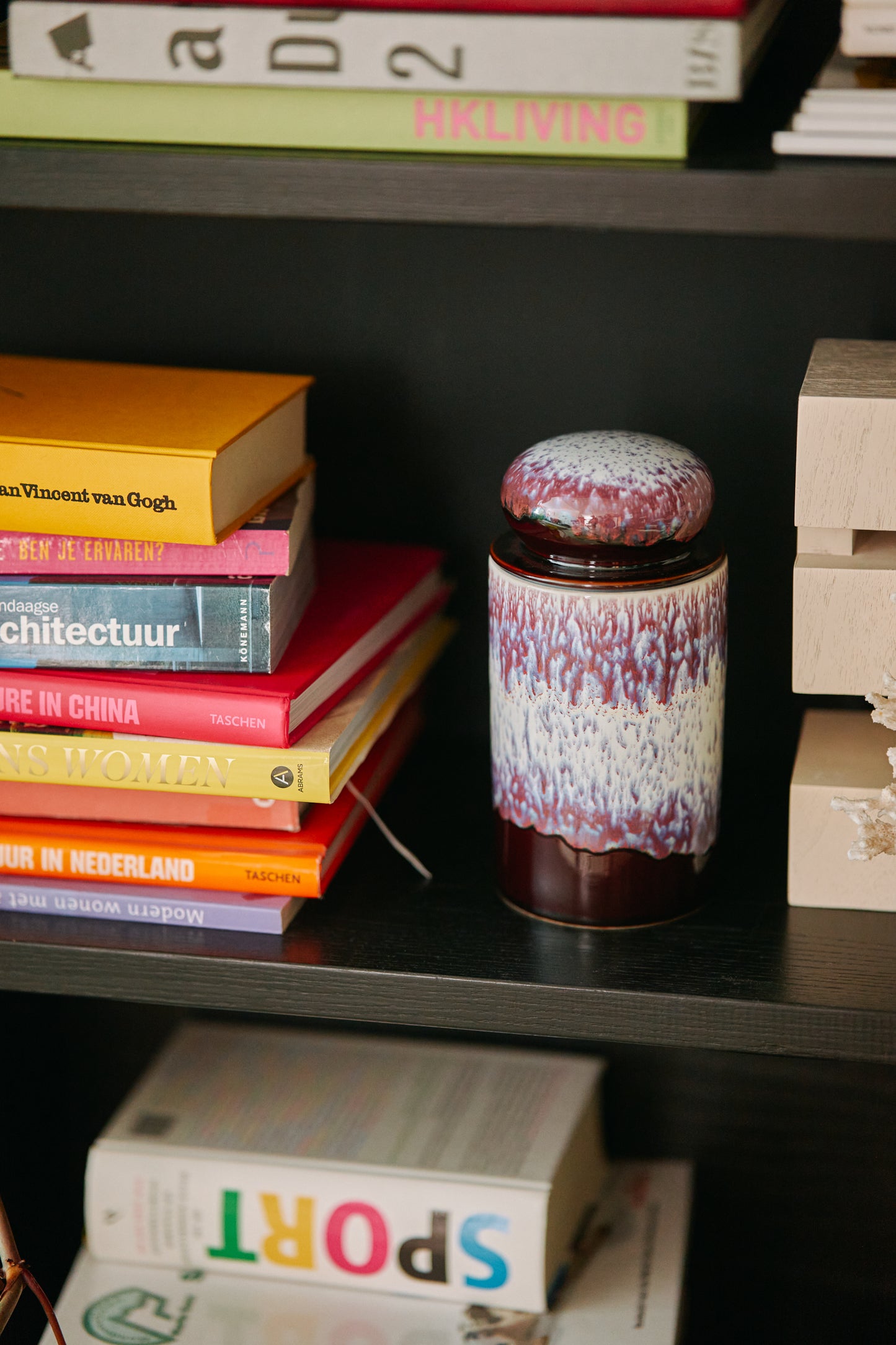 HKliving storage jar, yeti