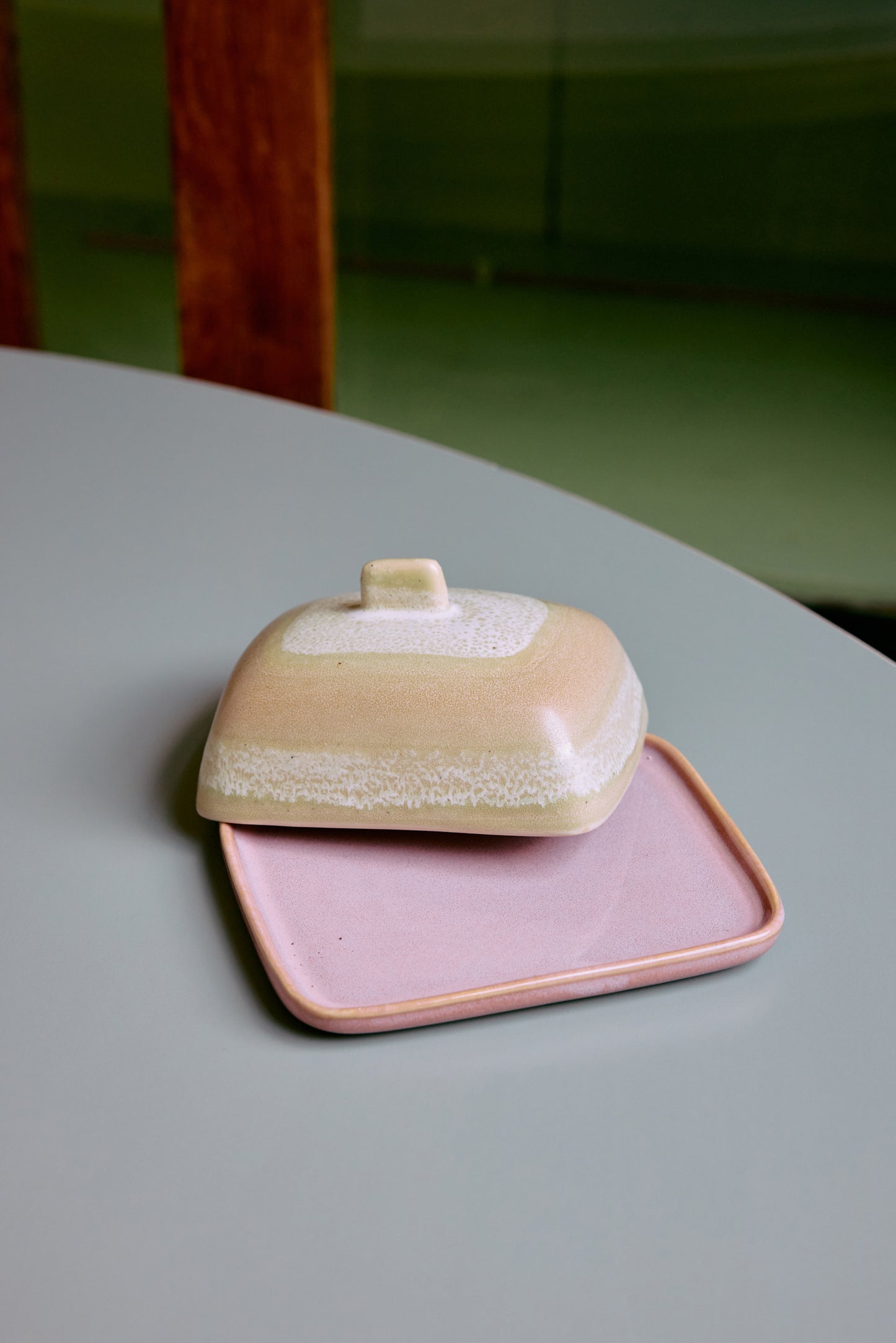 HKliving butter dish, skyline