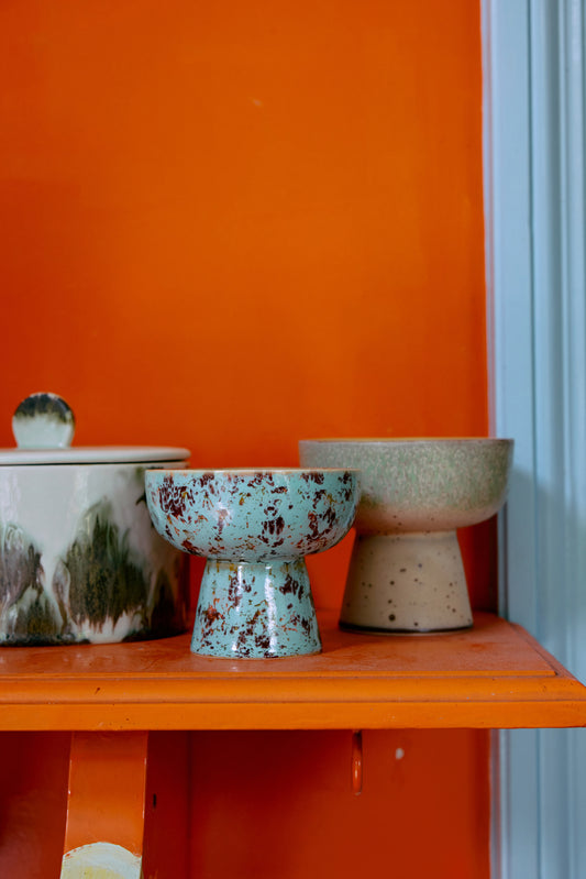 HKliving tapas bowl on base S, patina