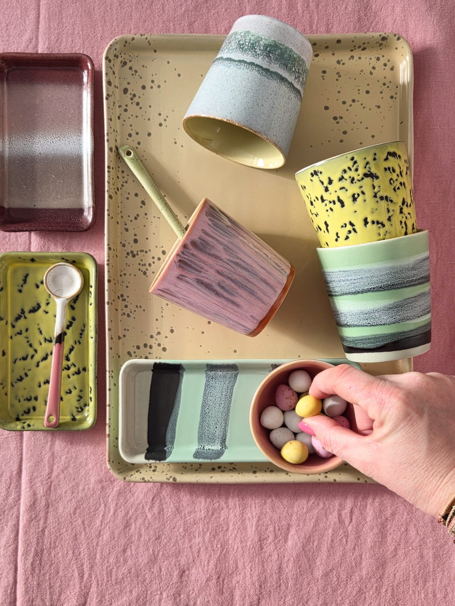 HKliving 70s ceramics: large tray, grit
