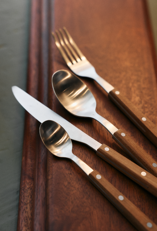 70scutlery_woodsetvan16__5