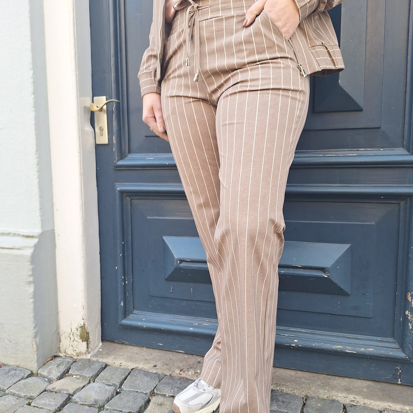 Mi piace Trousers Straight Heavy Classic Stripe Print Falcon