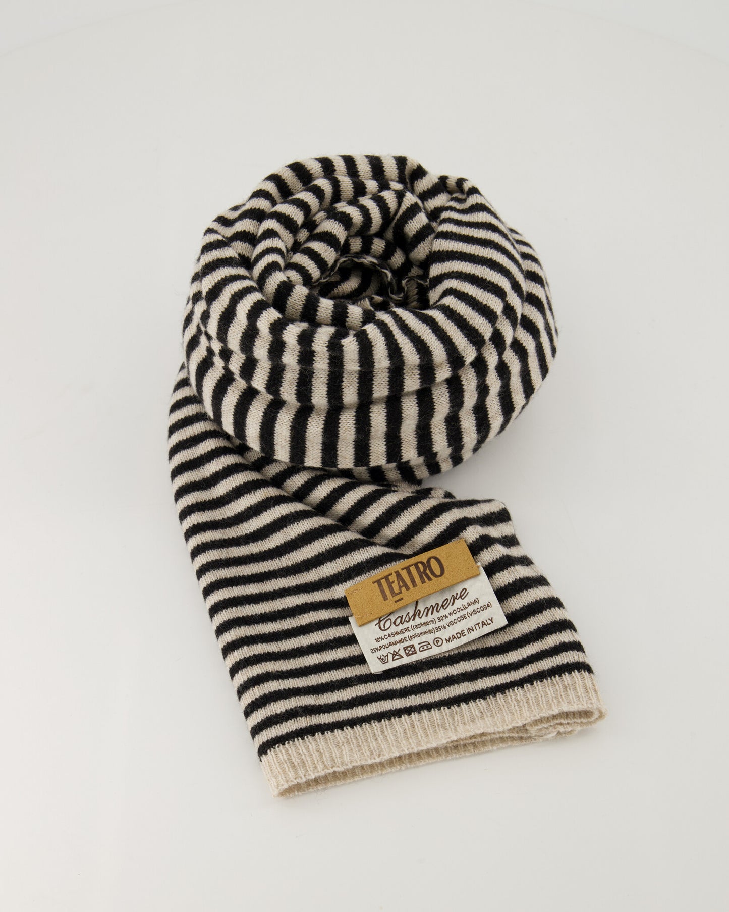 CashemeresjaalCassygestreeptZwart_creme__2