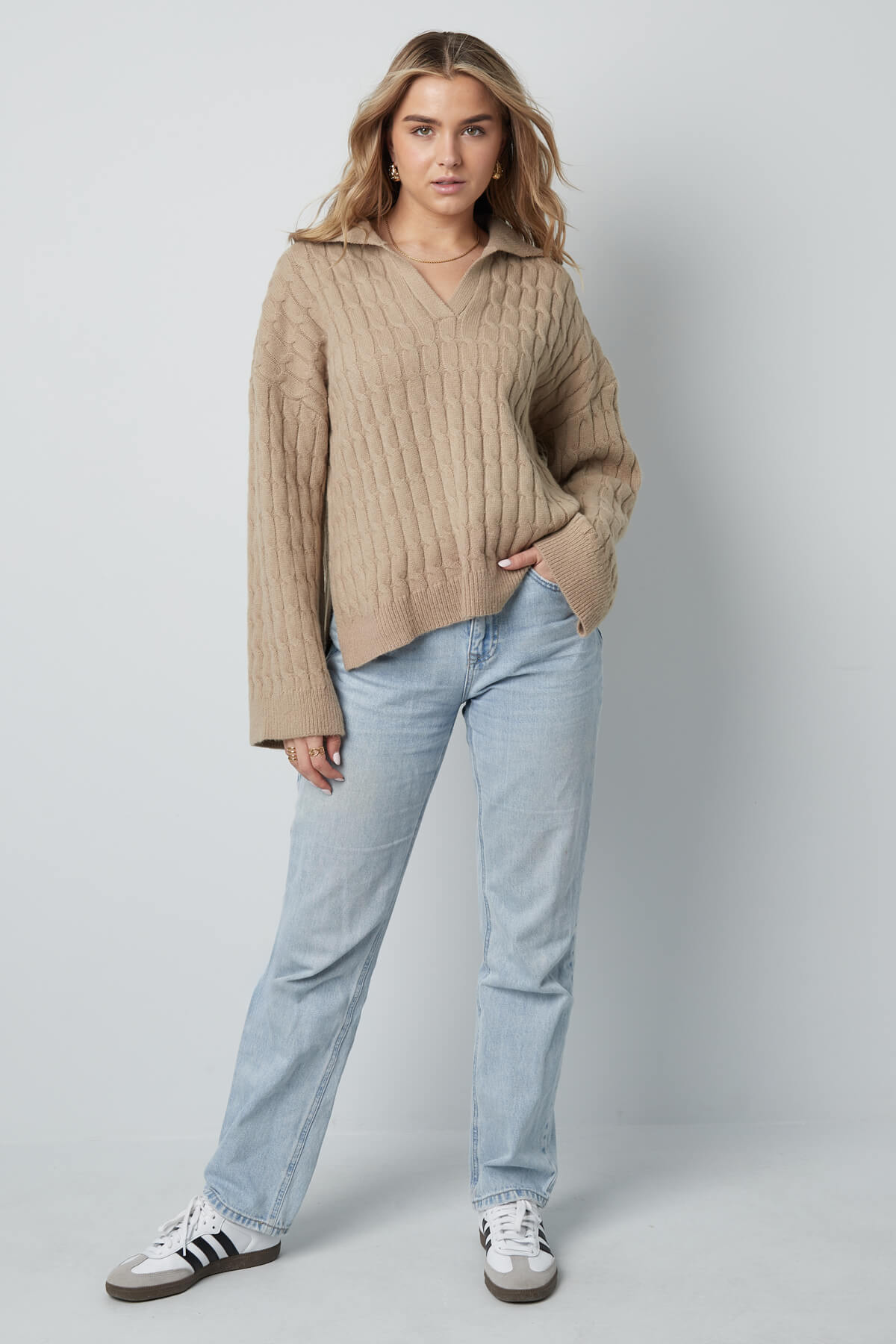 Comfy cable knit trui Bruin