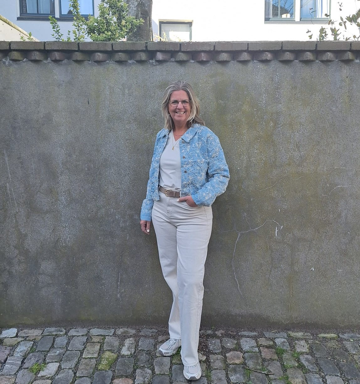 JeansjackbloemenGoodiesJeansblauw__1