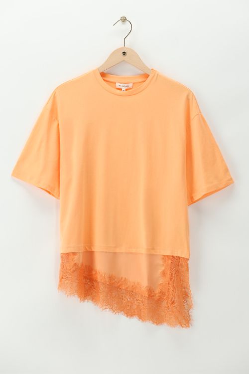 OranjeT-shirtmetsatijnenkantendetailsOranje__4