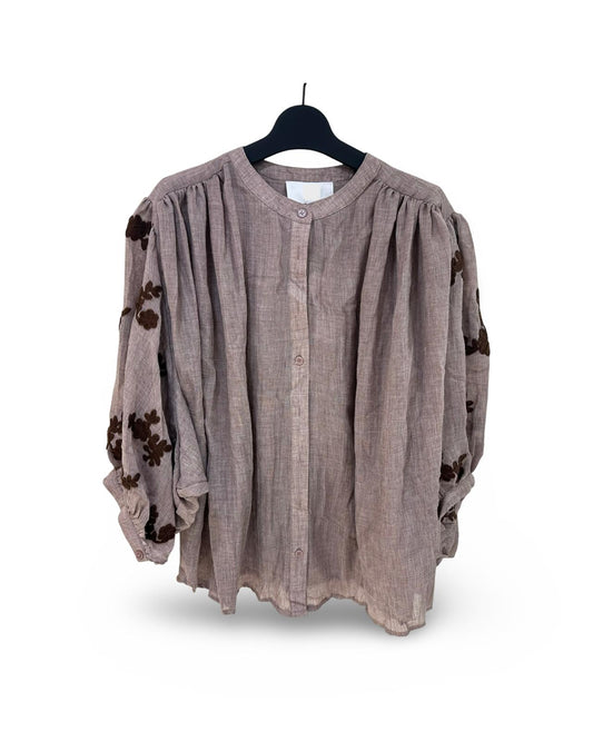 Oversized luchtige katoenen blouse met geborduurde print Taupe