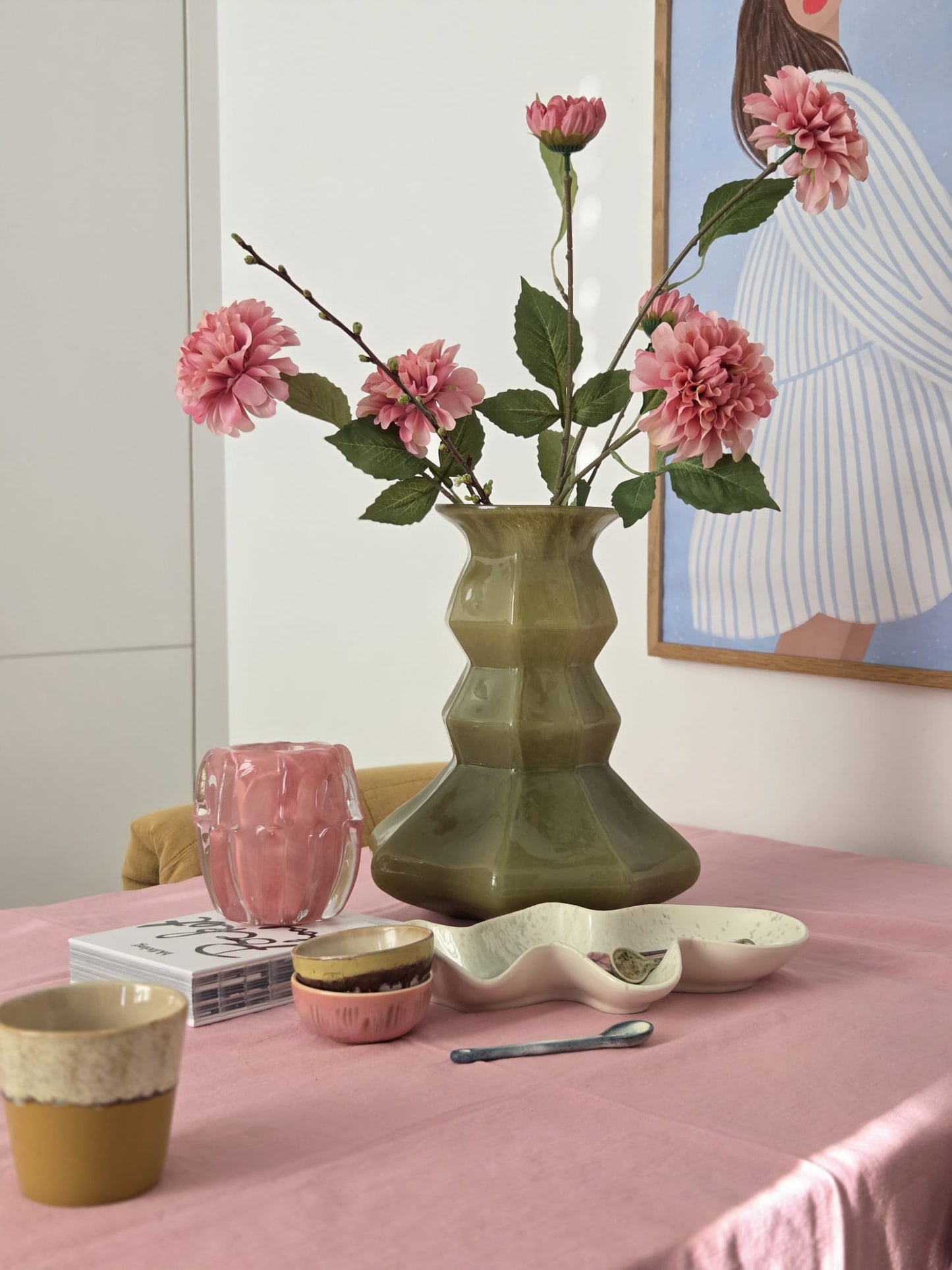 HKliving, Silhouette glass vase green